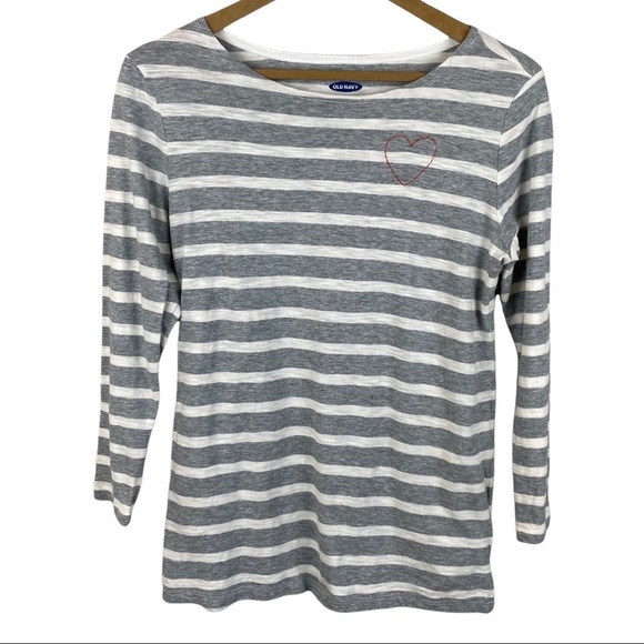 Old Navy Tops - Old Navy Gray and White Stripe 3/4 Sleeve Top with Red Heart
